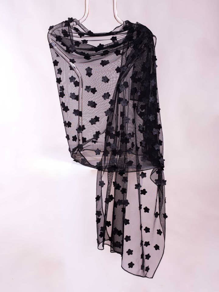 Black tulle party shawl Daisies for wholesale by MR Complements