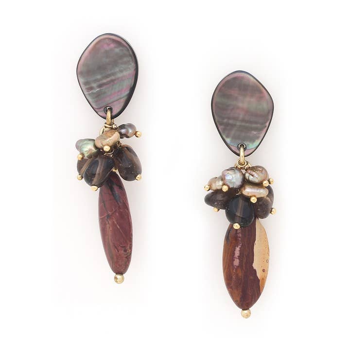 L'ILE ROUSSE orecchini a perno multipendenti per la vendita all'ingrosso da parte di Nature Bijoux