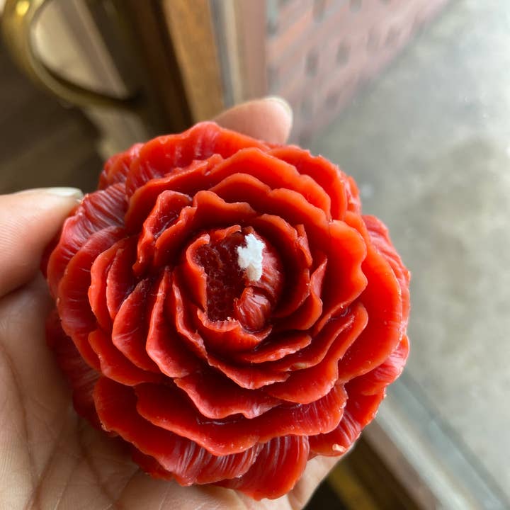 Live Light Beeswax Candles - Wholesale Novelty Candle - Flower Bloom1