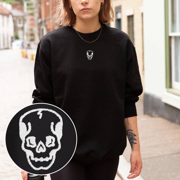 Skull Broderet Sweatshirt (Unisex) for engroshandel hos Broken Society