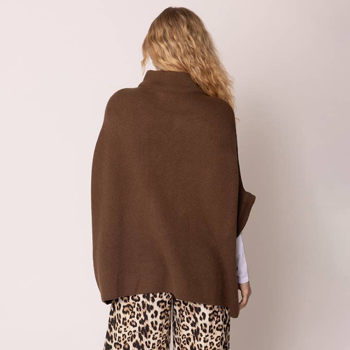 Sensibling Corp. - Wholesale Cardigan - Women's - Solid Neck Button Cardigan
1