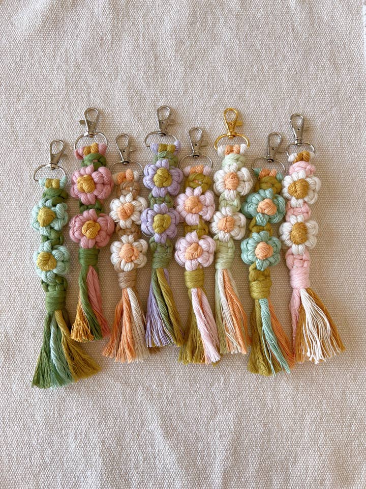 Macrame Daisy Kaychains for wholesale by Meraki Handmade Collective