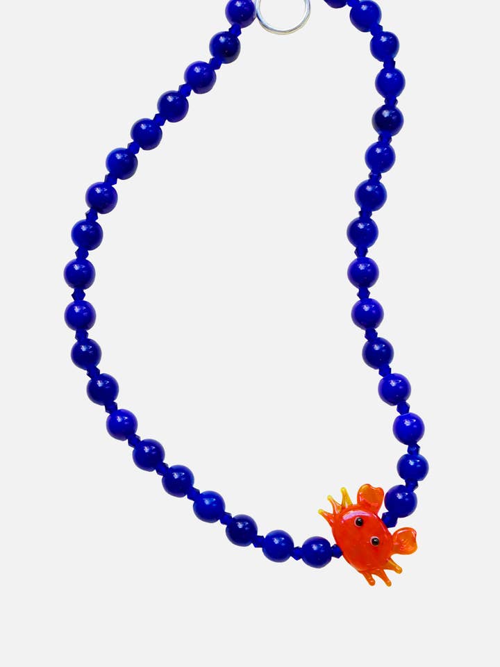 Rode Krab & Blauwe Kralen voor wholesale door Le Club Olive