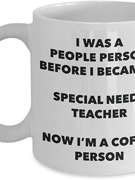 Tasse à besoins spéciaux « Now I'm A Coffee Person » pour la vente par CustomHappy