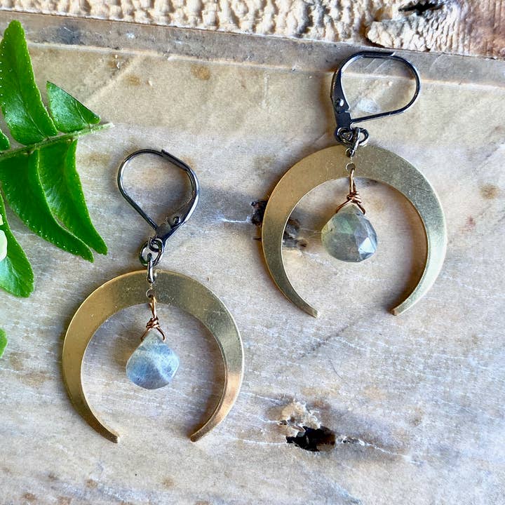 Boucles d'oreilles Isla pour la vente par Harlow Jewelry