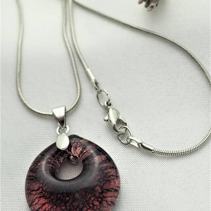 Drusilya Glass Art – Großhandel Kette mit Anhänger/Charm – Vega Halskette, handgefertigter Murano-Glas-Schmuck