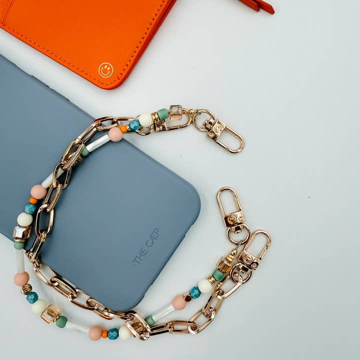 THE CÆP - Wholesale Phonecase Strap - Gold Paperclip Phone Chain3