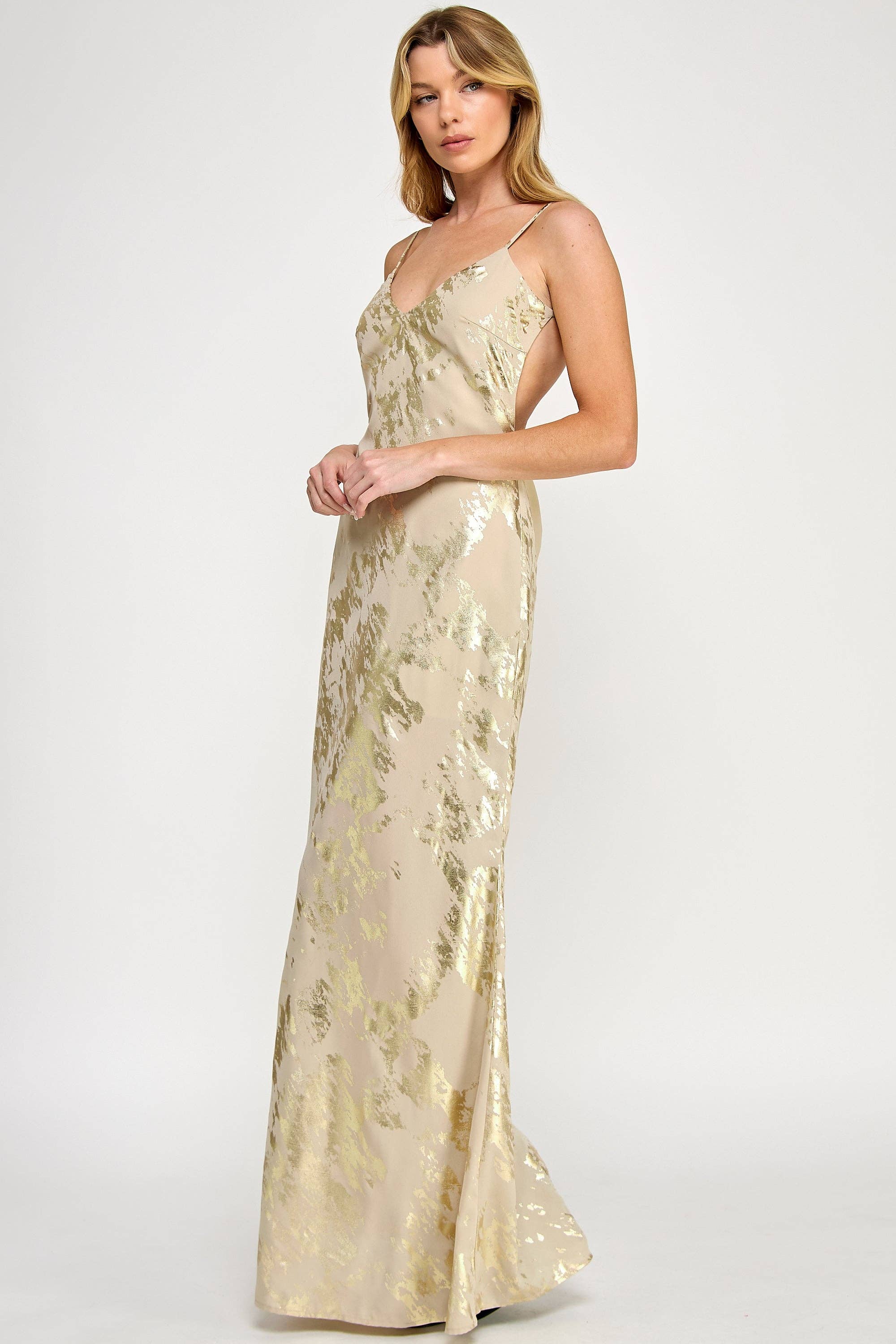 Vestis M - Wholesale Dress - Women's - Gold Foil Open Back Sleeveless Maxi Dress4