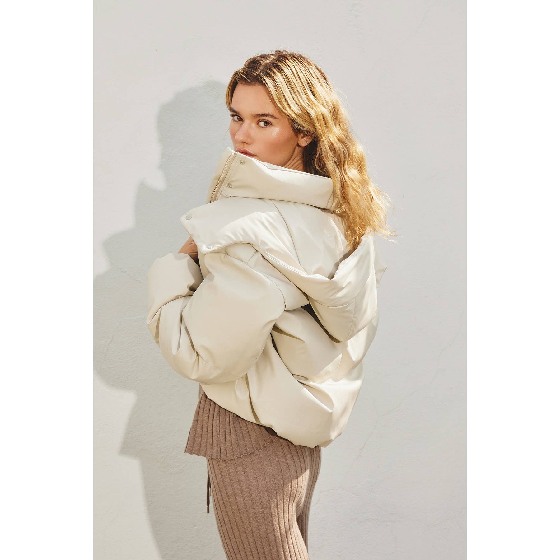 Dress Forum - Vendita all'ingrosso Piumino - Donna - Vivere in questo piumino5