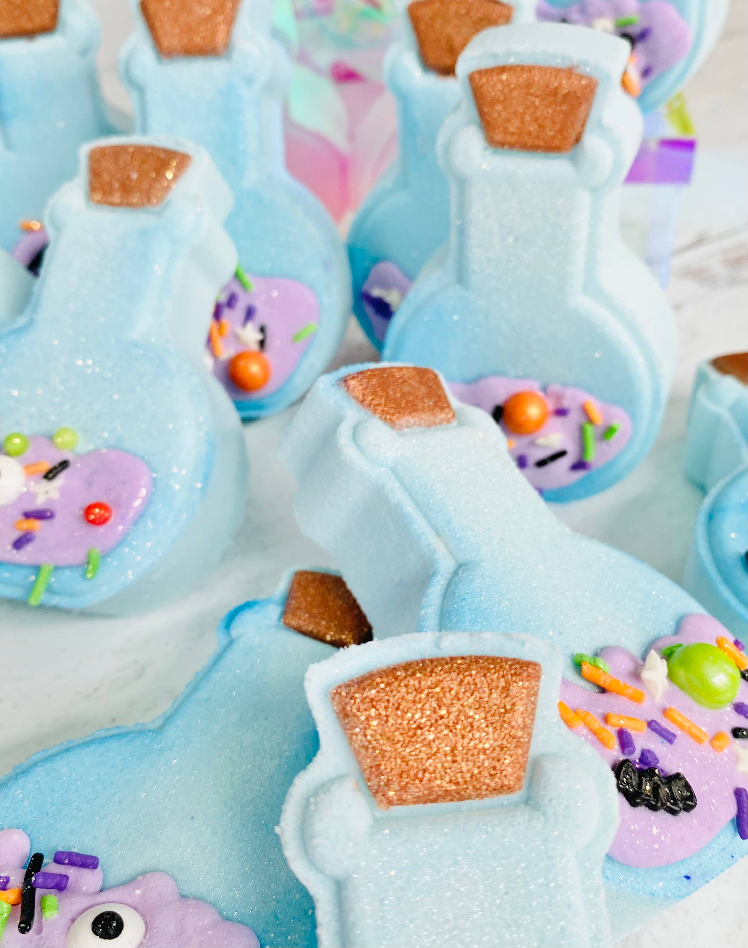 The Burlap Barn Company - Wholesale Bath Bomb/Fizz - Strange Magic Potion Bottle Halloween Bath Bomb5