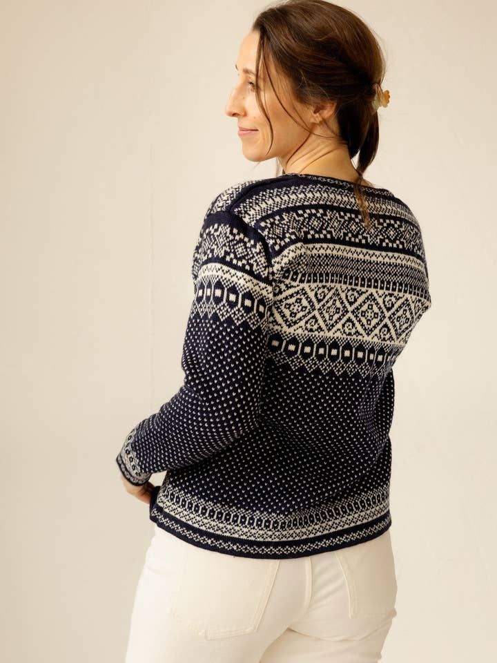 Susan Fosse AS - Wholesale Cardigan - Women's - Nordnes Women's Cardigan10