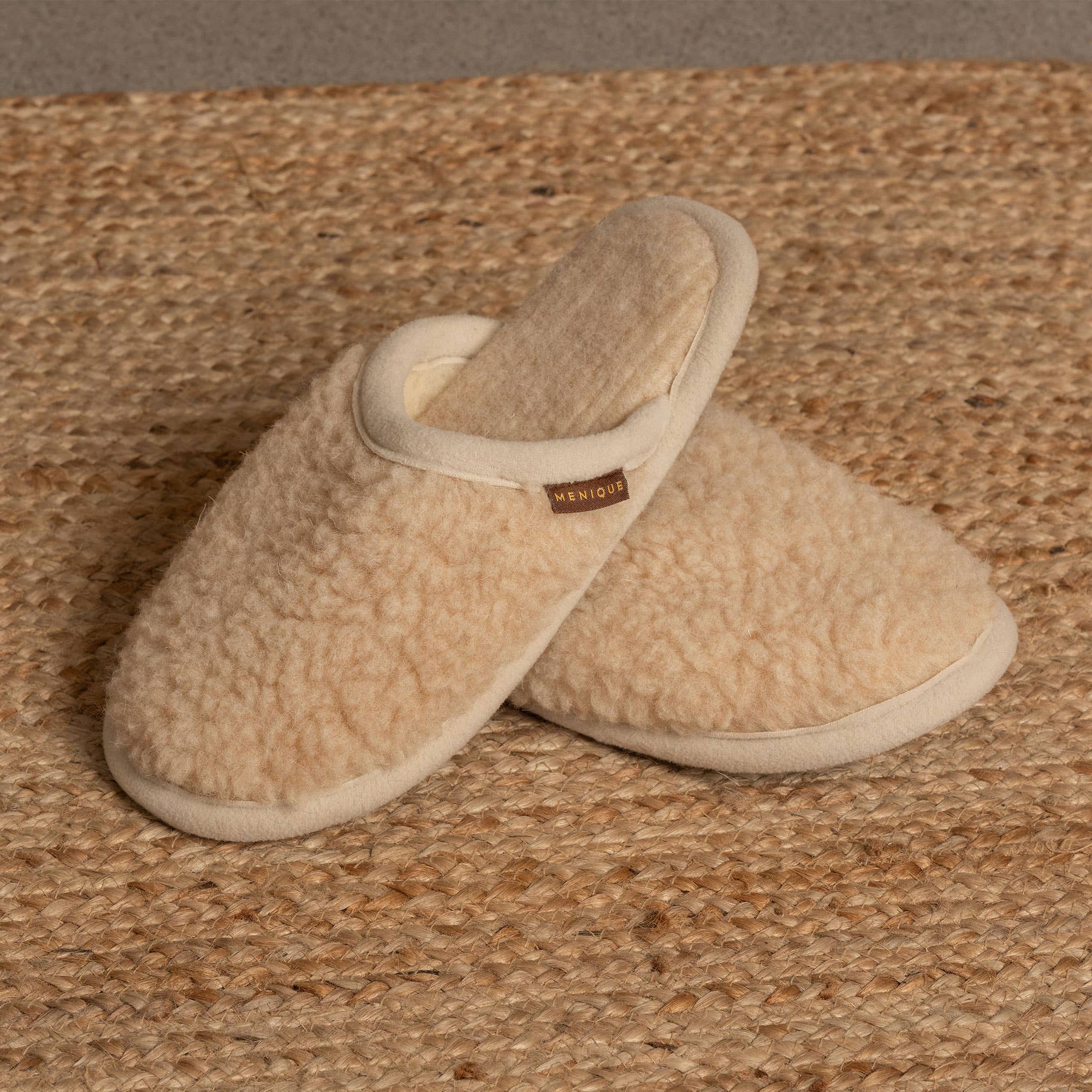 menique - Wholesale Slippers - Women's - Women's Merino Fluffy Slippers Natural3