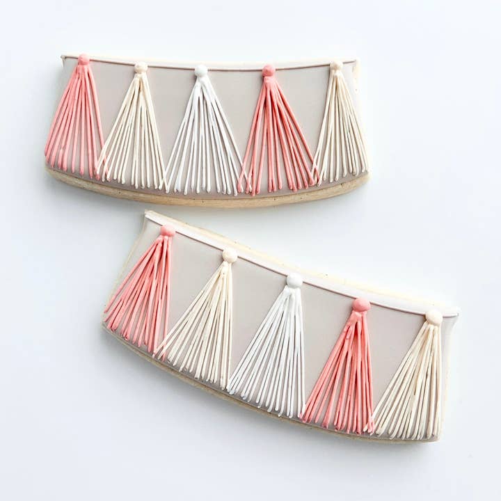 Bannière Tassel pour la vente par Maison’s Custom Cutters