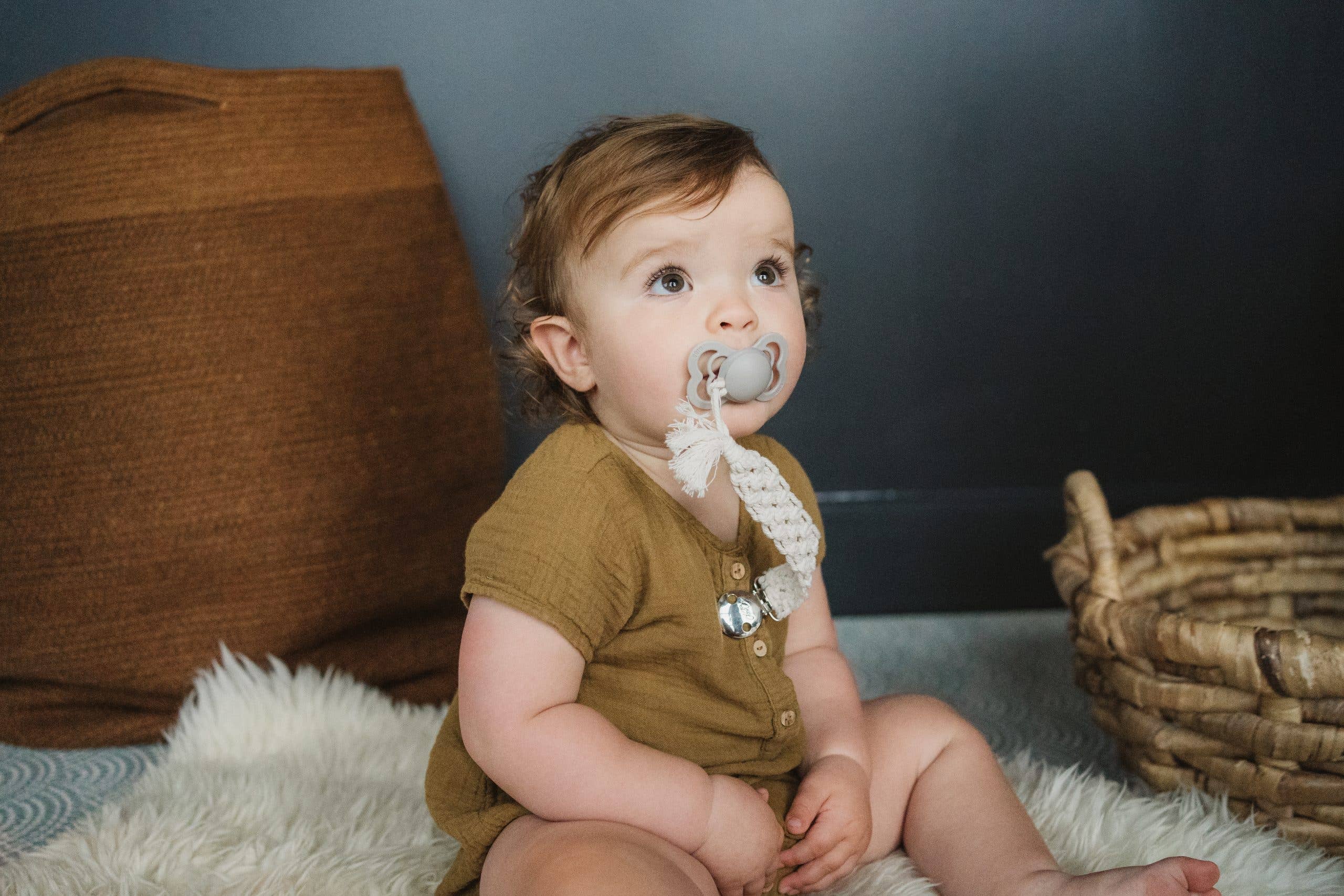 Aubrey and Co - Wholesale Pacifier Clip - Baby - Macramé Dummy Clip7