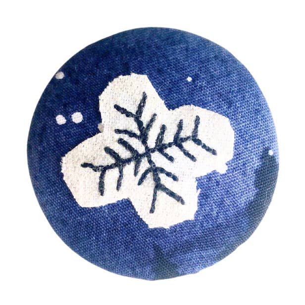 Snowflake Button Interchangeable Magnet for wholesale by Switch Stitch