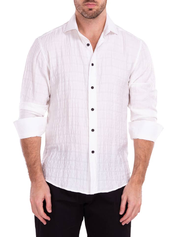 222201 - Chemise blanche à manches longues et boutonnée pour la vente par Bespoke Moda