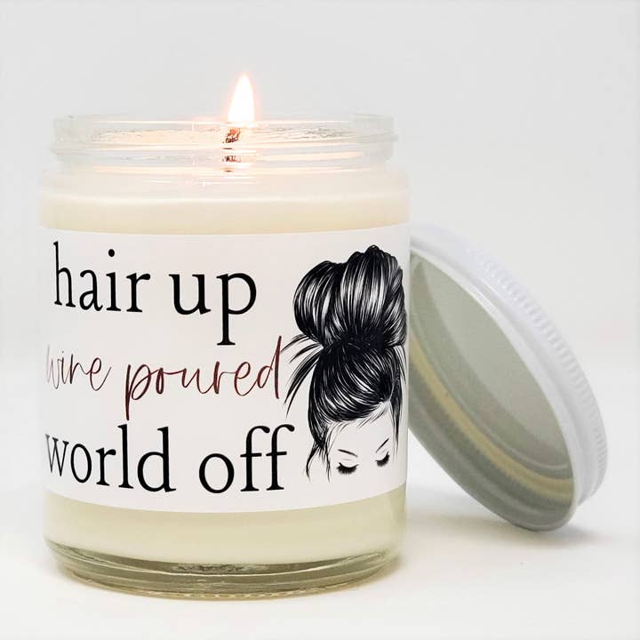 Bougie de soja versée au vin Hair Up pour la vente par The Defiant Flame