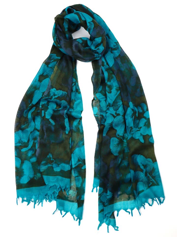 Halsduk i merinoull - Leonie i vinterblått för wholesale av SALTO