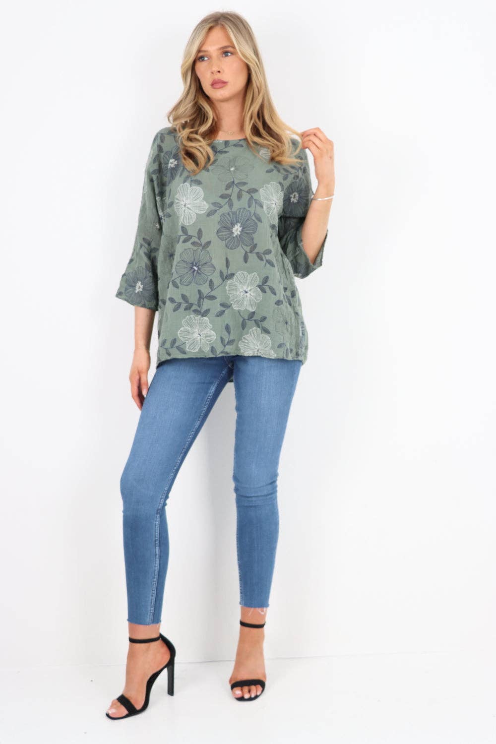 Miss Bold – Engroshandel Tunika - Dame – Italiensk bomuldsoverdel med blomsterprint17