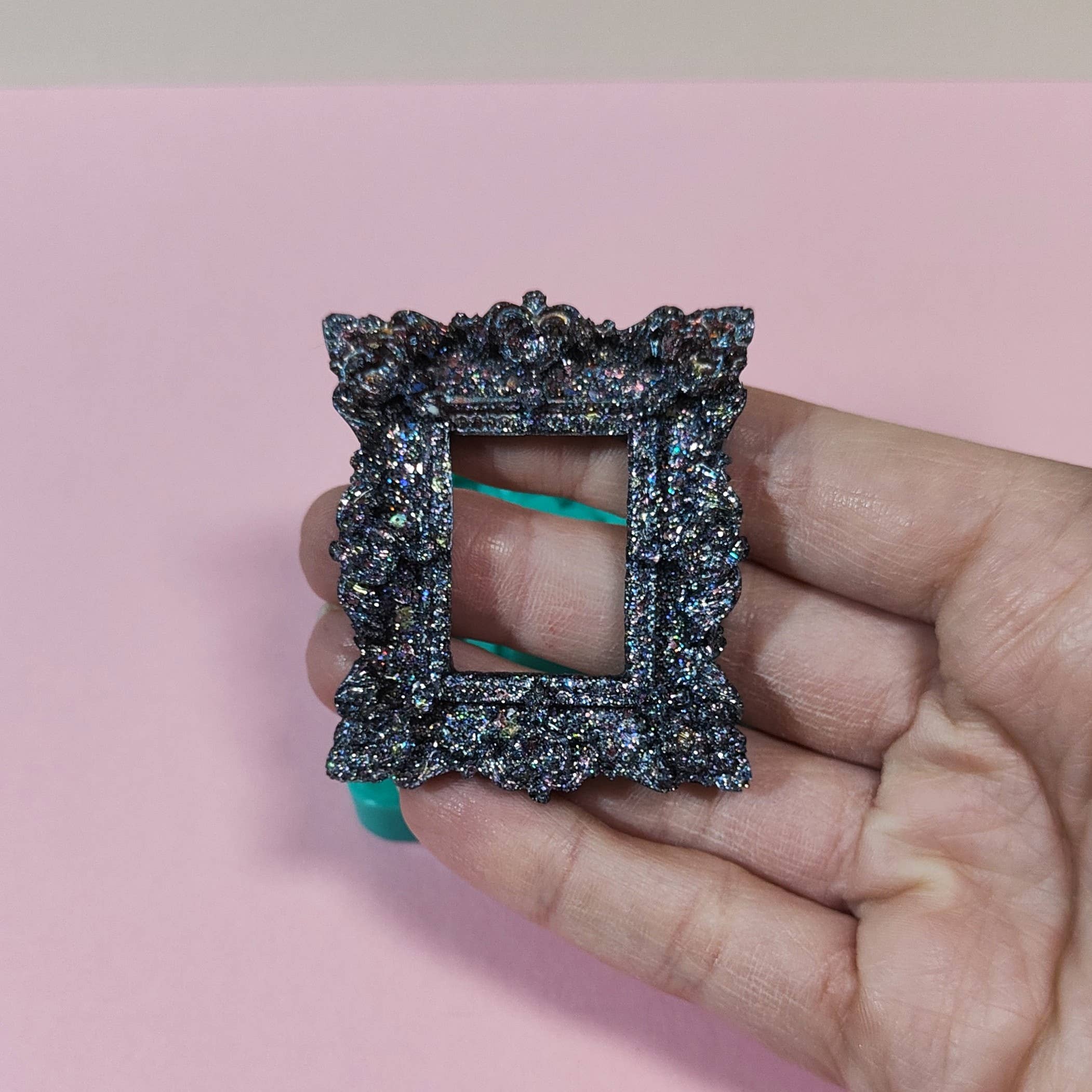 Serena Creazione di Serena Stampone - Wholesale DIY Craft Kit - Decorative Frame Mold in silicone for resin, wax, and plaster3