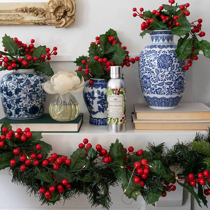 Greenleaf Gifts - Wholesale Room & Linen Spray - Merry Memories Non-Aerosol Spray 4 Pack1