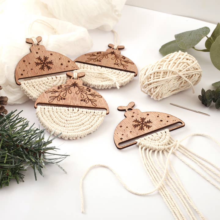 Graine Créative - Wholesale Knitting/Crochet Supplies - MACRAME CHRISTMAS BALL KIT7