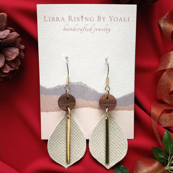 Edie in Cream Saffiano Embossed Leather for wholesale by Libra Ris↟ng By Yoali