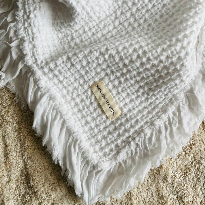 Mama and Tochter - Wholesale Throw blanket - Organic Cotton Rustic Waffle Throw Blanket - White