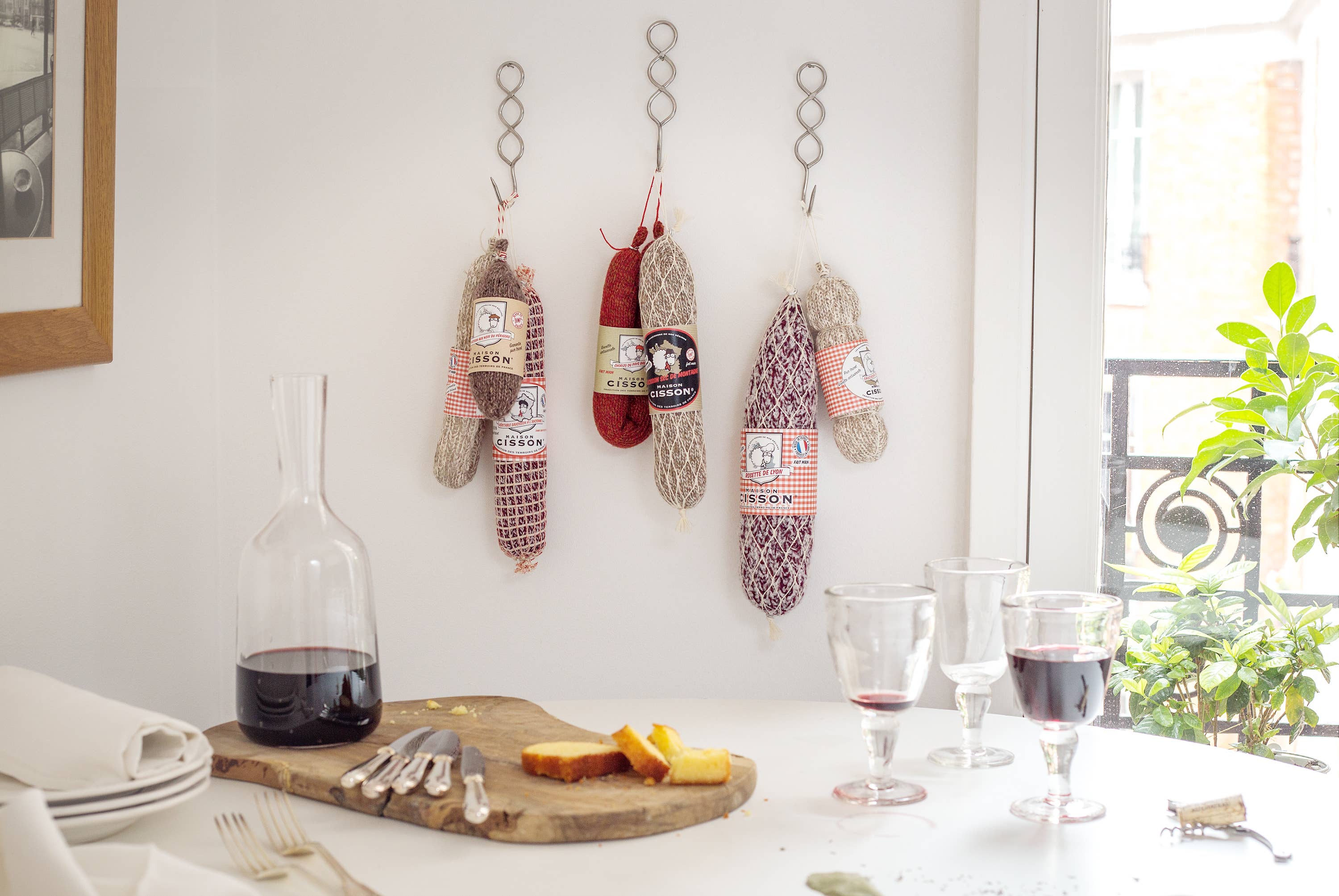 MAISON CISSON pour FAIRE PART AND CO - Wholesale Gag Gift/Novelty Gift - Knitted “The Rosette of Lyon”1