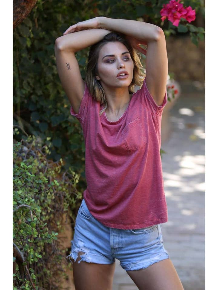 ANGIE - Wholesale T-Shirt - Women's - X2C97-HTHR BURNOUT 1 POCKET ROLLED SLEEVE T SHIRT17