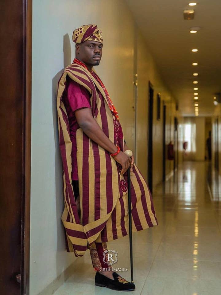 Agbada• 4 stykke afrikanske mænd traditionelle outfit for engroshandel hos Dimaz