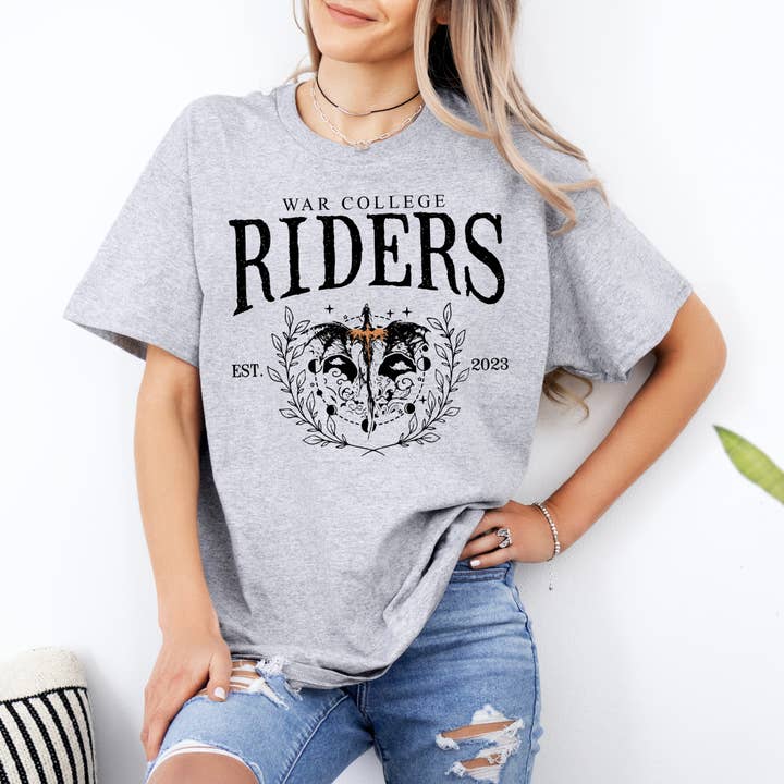 T-shirt inspiré de la quatrième aile de Riders Quadrant, t-shirt Basgiath War College pour la vente par Simply J4 Boutique