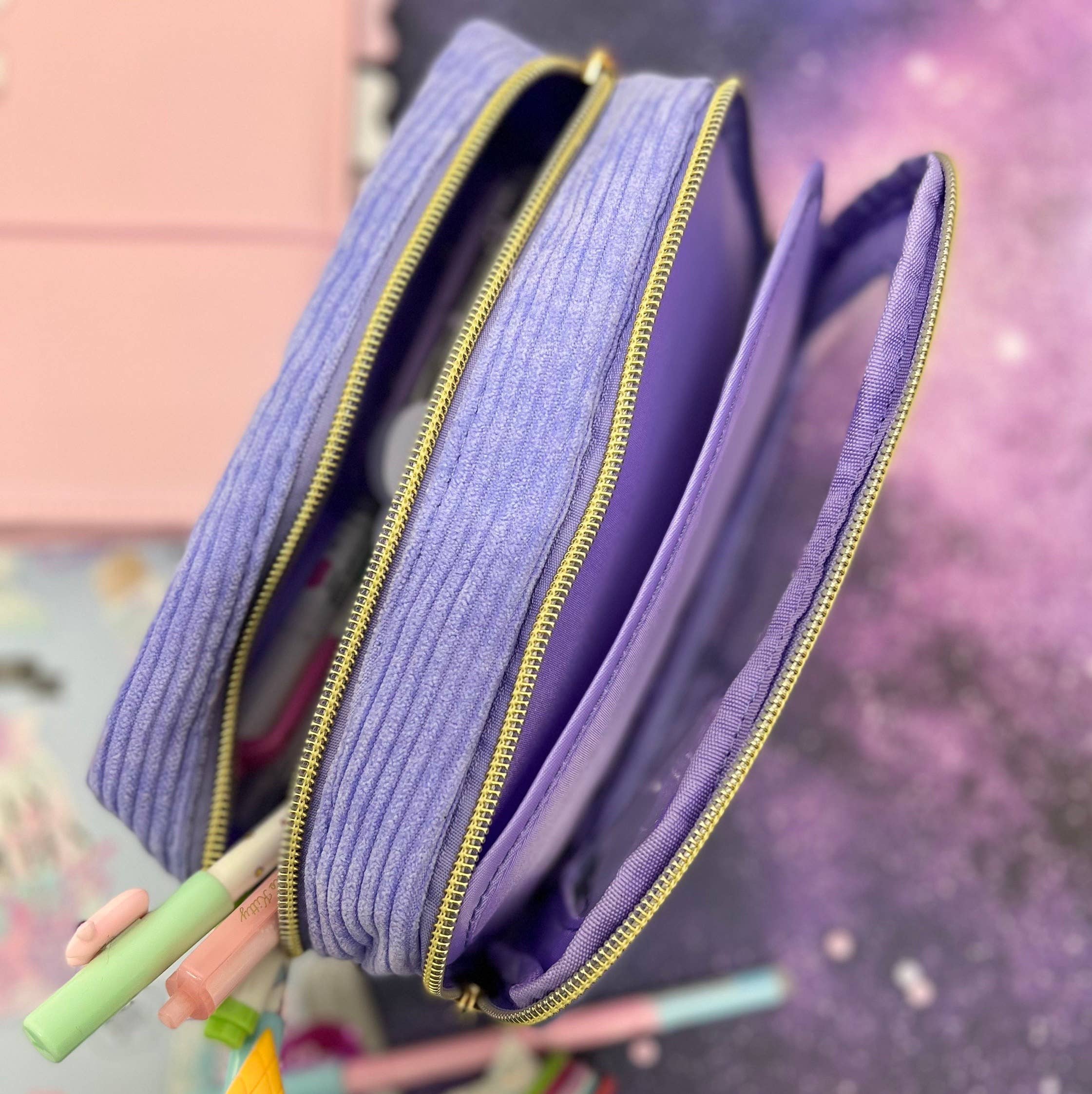 zizi&me - Wholesale Pencil Case/Pouch - Corduroy ITA pouch with clear vinyl window to display pins7