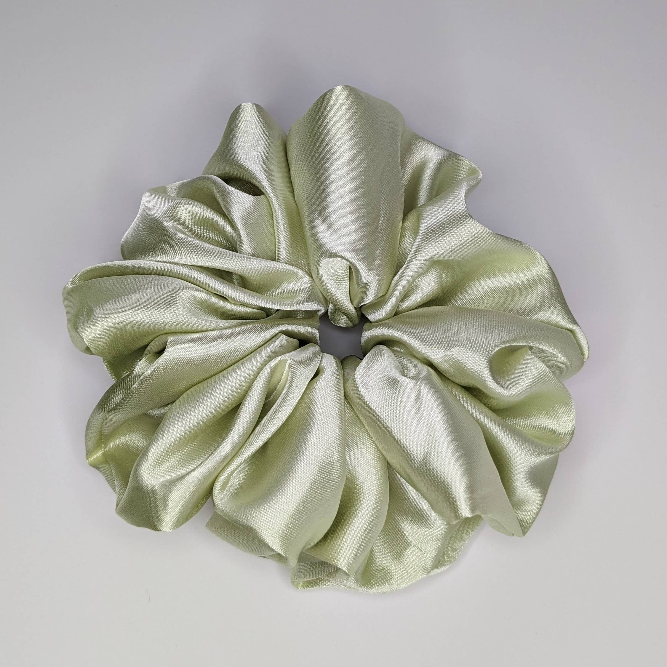 Janzy – Großhandel Haargummi – Damen – Extraglänzendes Haargummi aus seidenseidenem Satin12