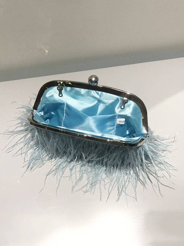 ShieldChic - Wholesale Crossbody Bag - Women's - Snake Chain Tasseled Crossbody Bags6