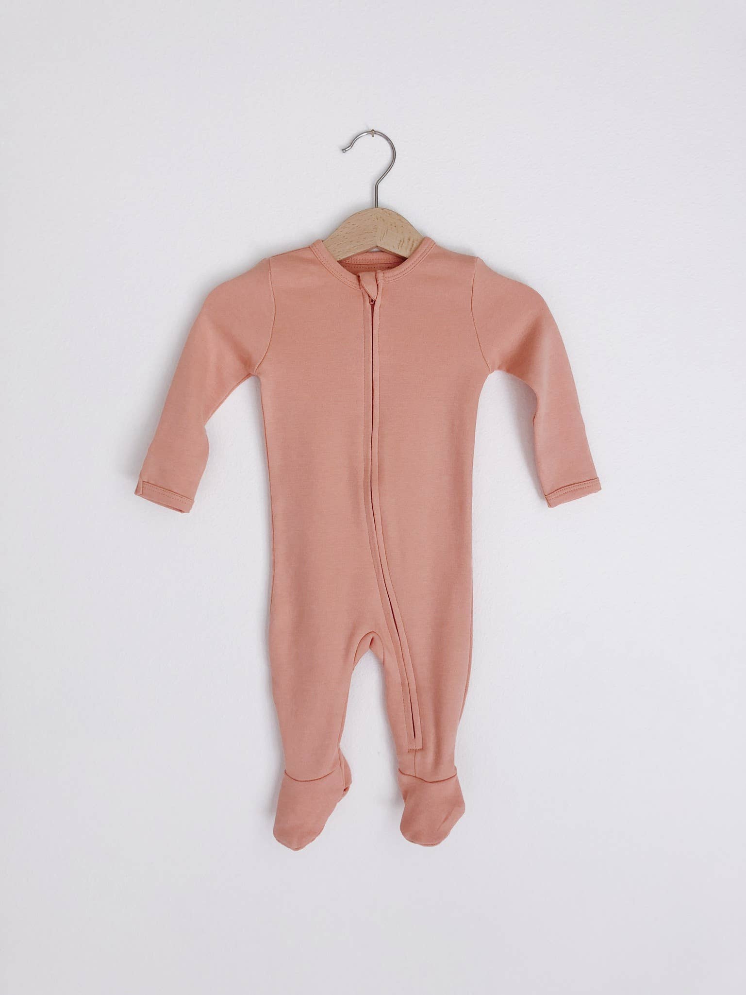 Modern Burlap - Wholesale Jumpsuit - Baby - Solid Color Organic Zip Footies2