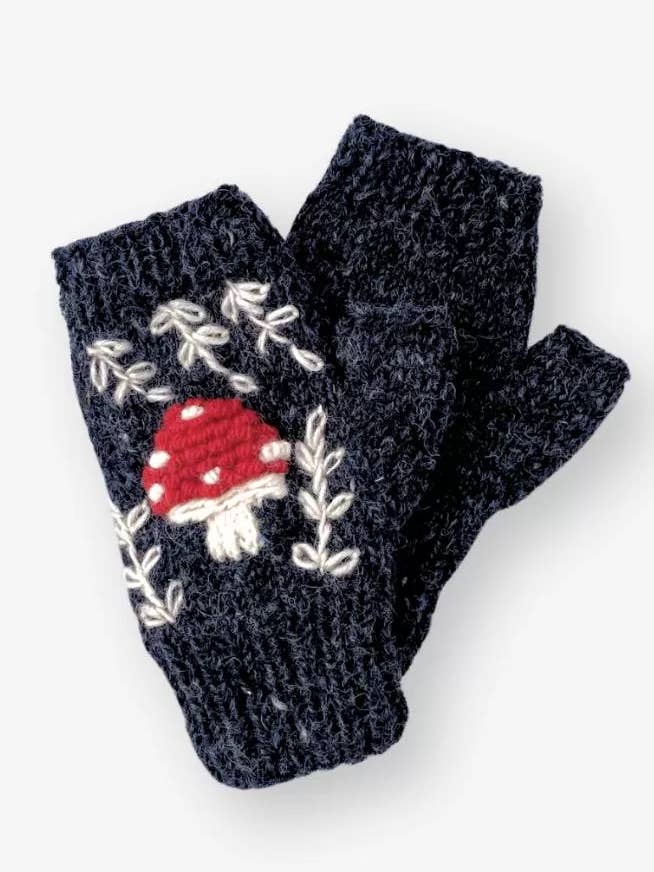 Mitaines brodées en tricot de champignon, doublées en polaire (Copie) pour la vente par Ganesh Himal Trading