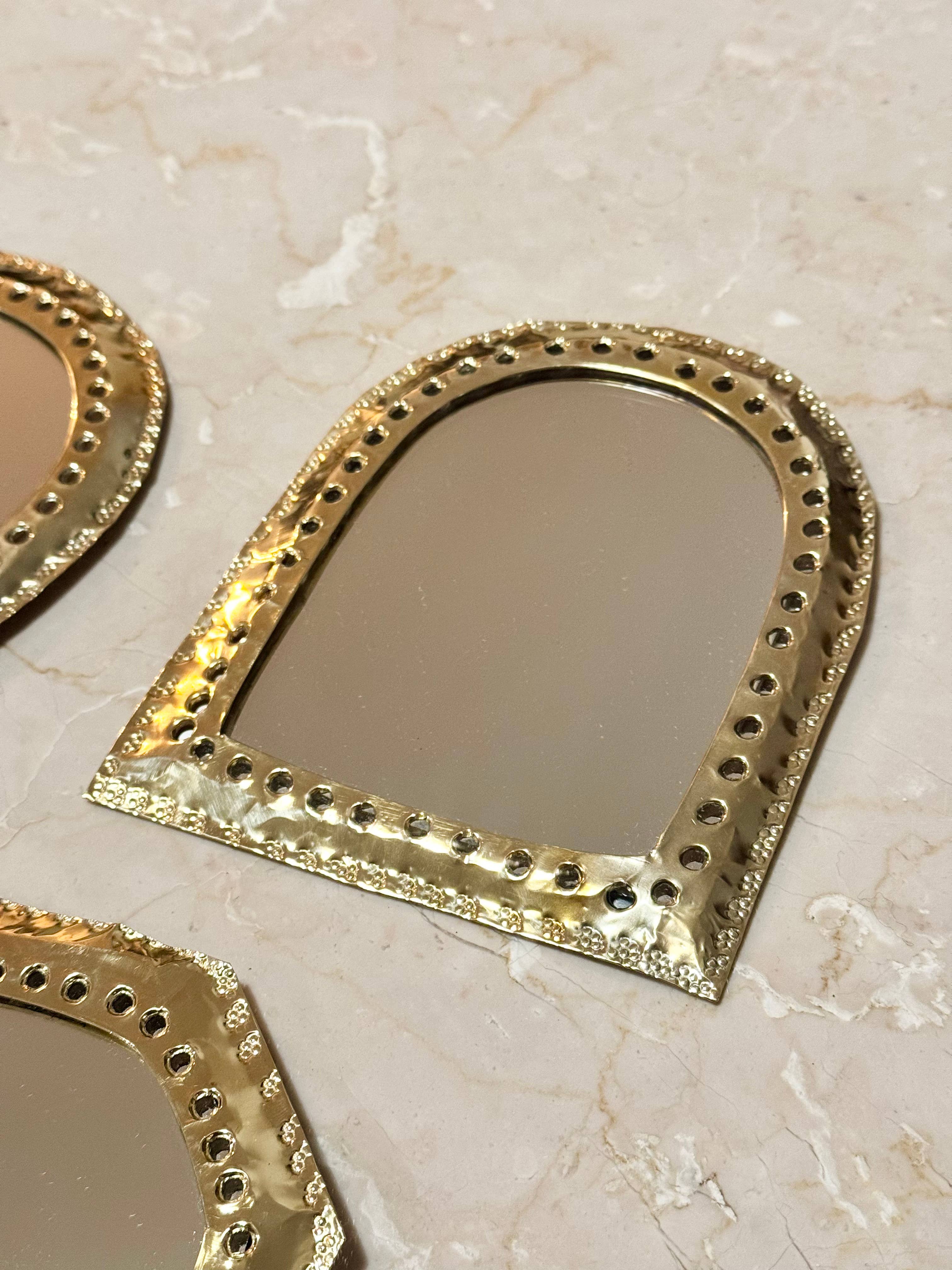romeda - Wholesale Wall Mirror - Gold decorative mirrors, Brass wall decorative mirror7