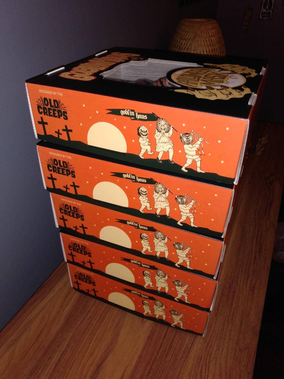 GOBLINHAUS – Engroshandel Kostume - Voksen – 5 sæt GOBLINHAUS masker med dekorative kasser (vintage Halloween/monsterstil)5