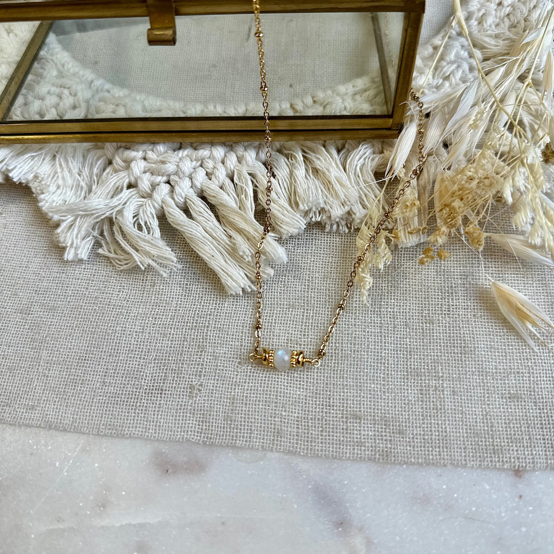 GINANDGER – wholesale Pendant/charm necklace – NECKLACE MOHINI MOONSTONE1