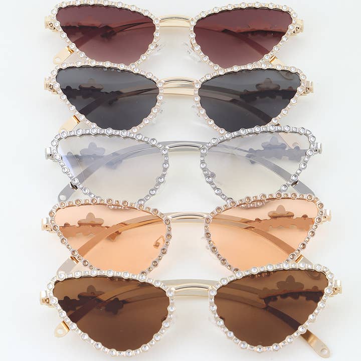 Lunettes de soleil œil de chat multi-bijoux et autres tendances Résultats pour lunettes haut gamme en vente B2B. Retours gratuits et paiement à 60 jours sur Faire sur Faire.