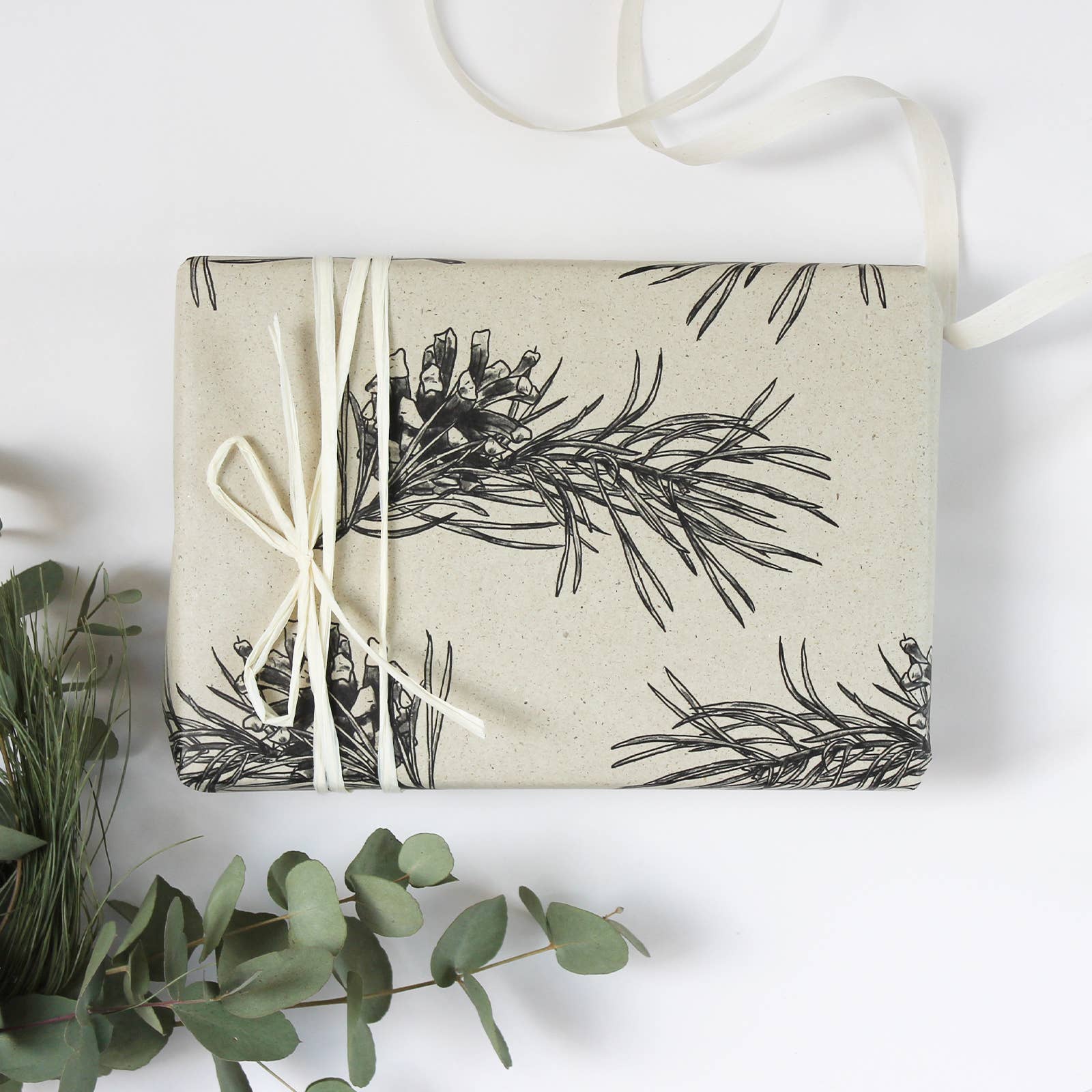 NOA Papeterie - Wholesale Wrapping Paper Roll - Gift wrap roll made of grass paper, length: 300cm, pine2