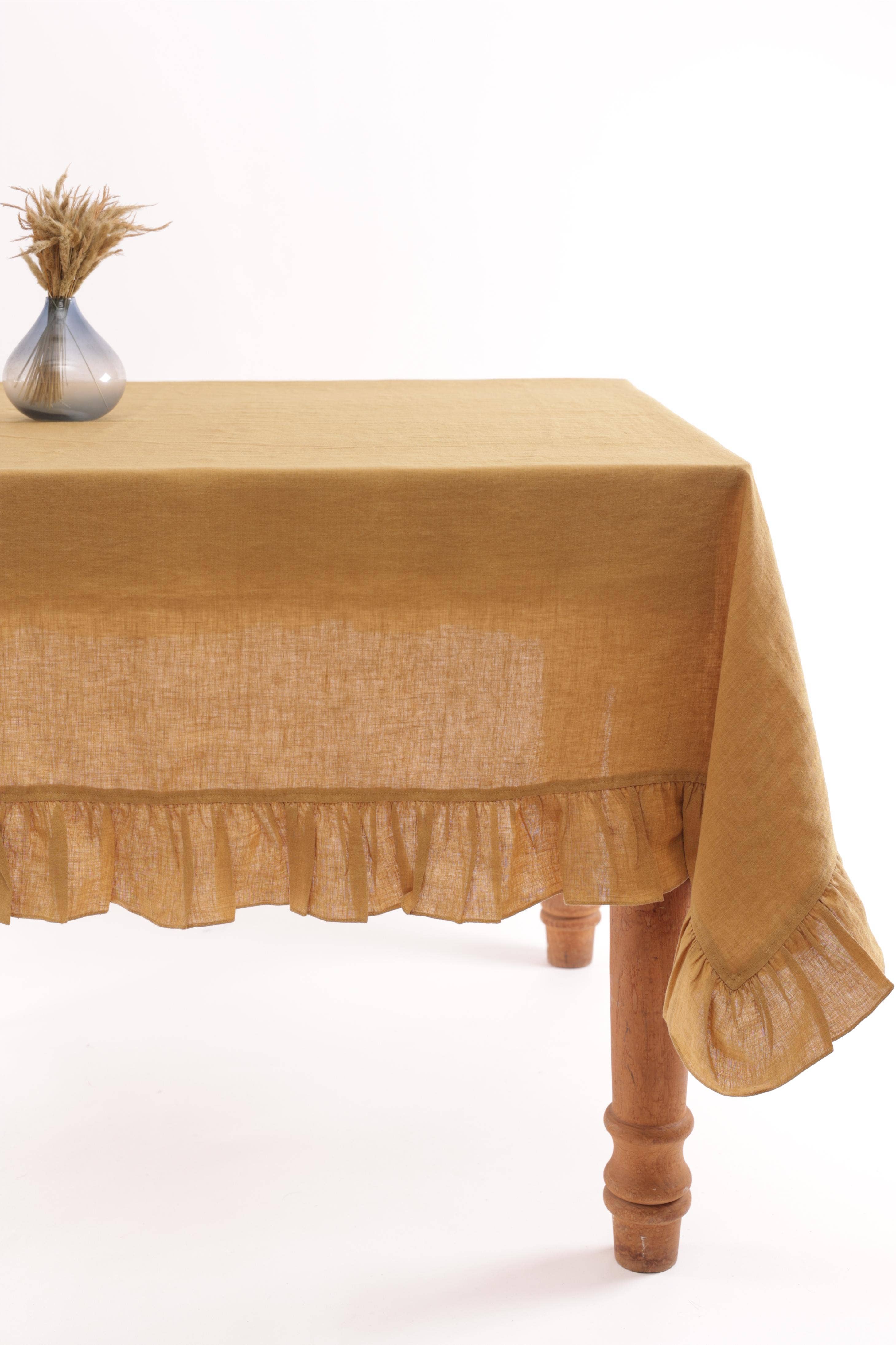 Live Linen - Wholesale Tablecloth - Linen Tablecloth with Ruffle Trim – Classic9