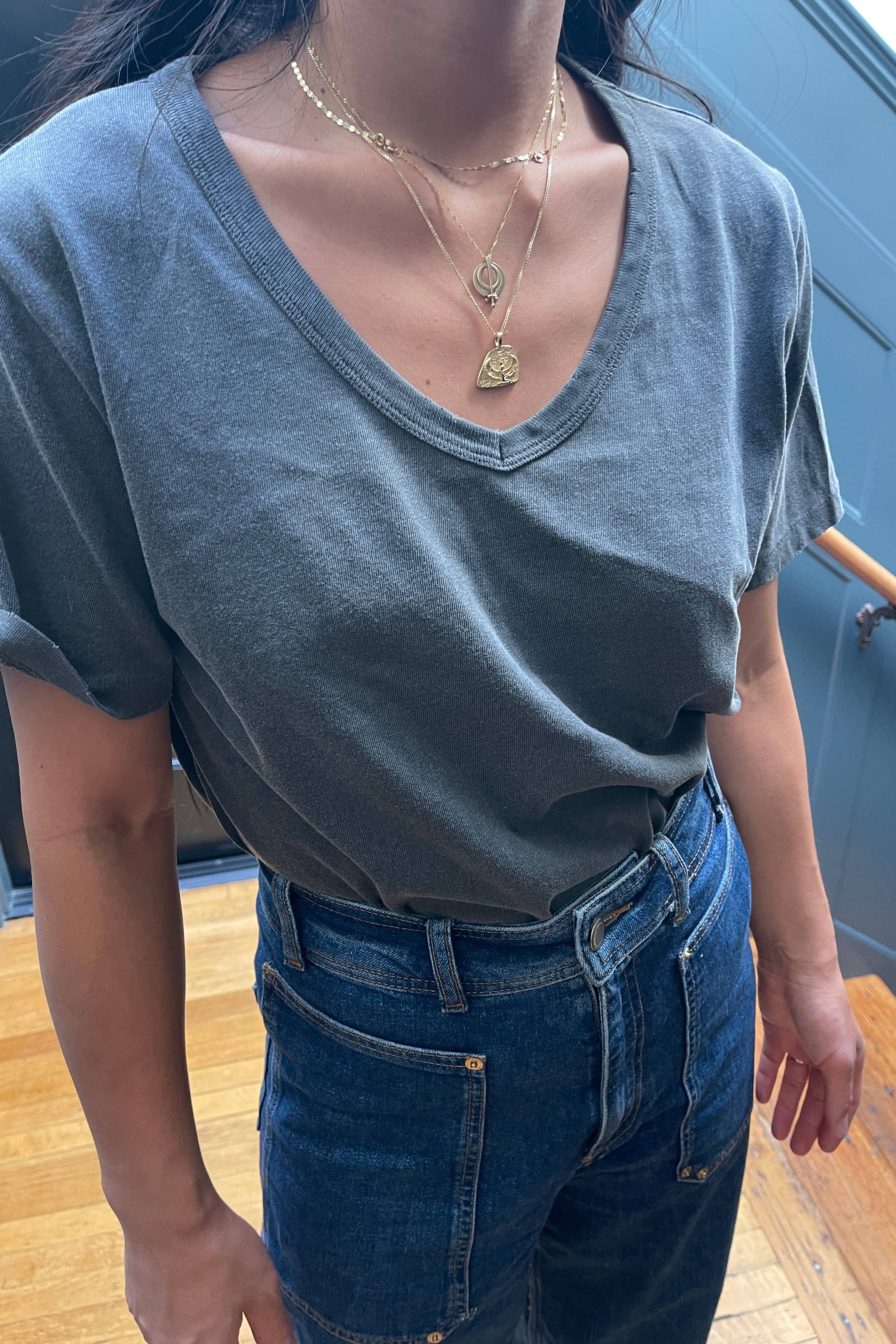 Le Bon Shoppe - Vente T-shirt – femme - T-shirt en coton bio La Vie avec col en V (2S-2M-1L)1