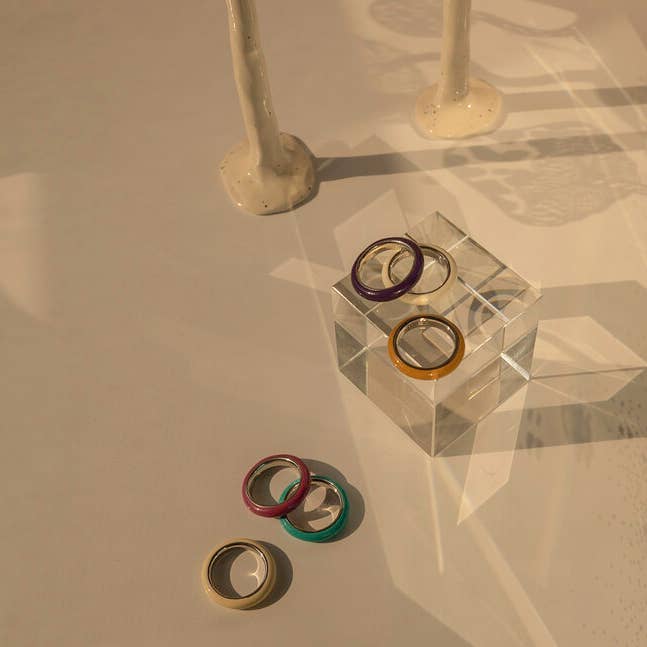 El anillo de cristal para venta al por mayor de Milk and Rose