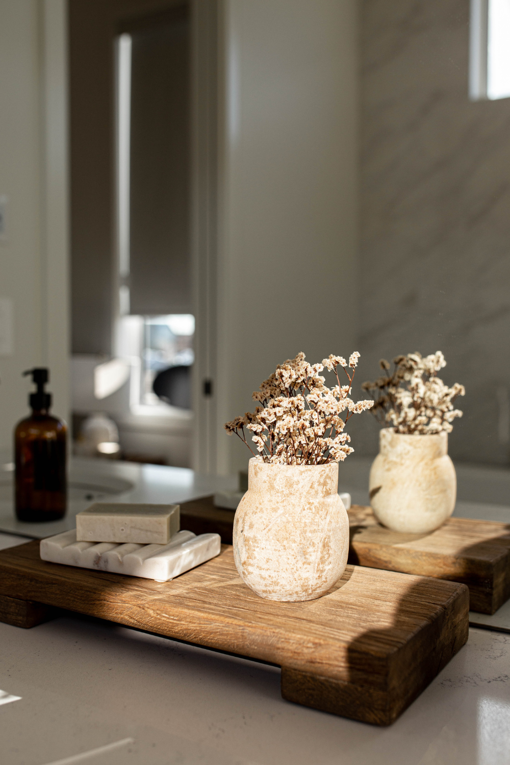 Luxe B Co - Wholesale Vase - Sandstone Vase7