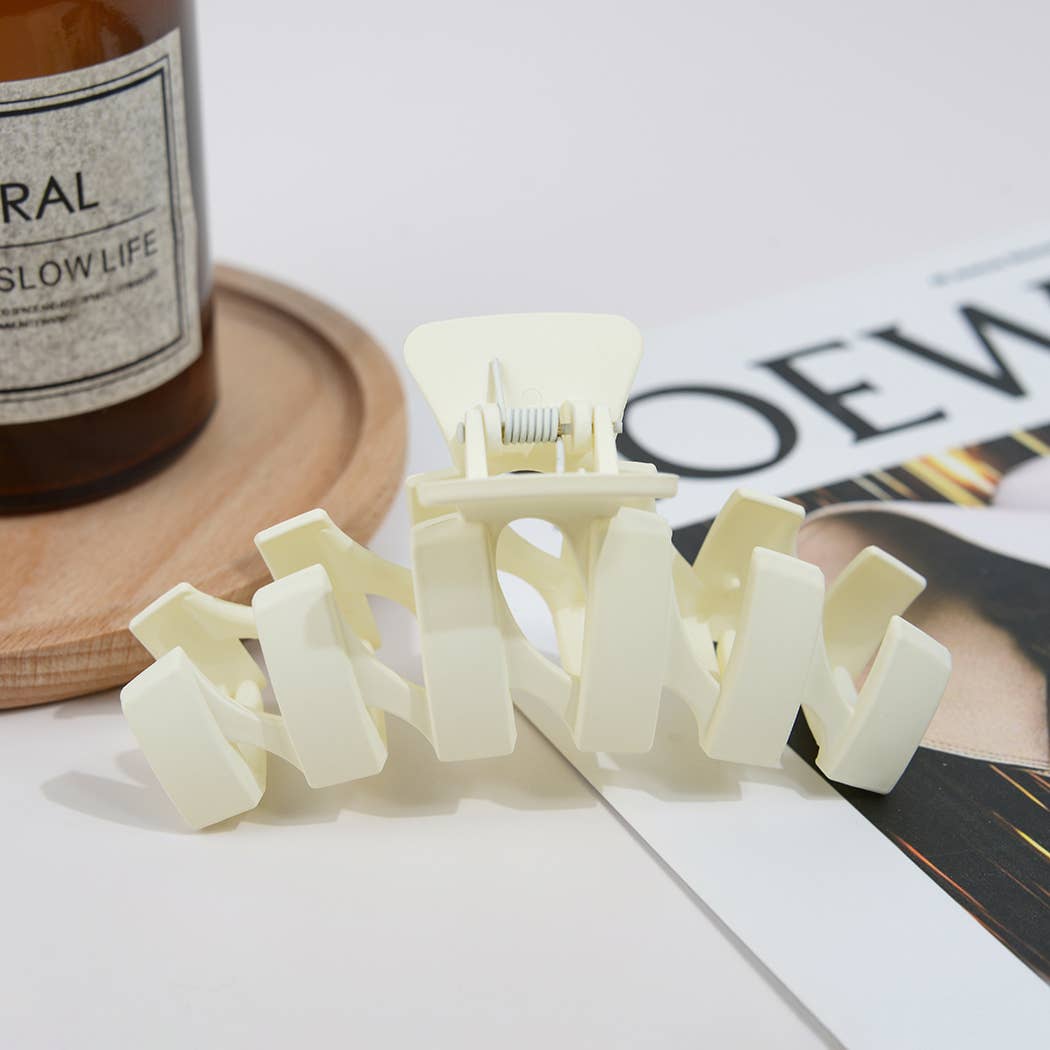 TheDivaSoap - Wholesale Hair Clip - Women's - Large Matte Zig Zag Hair Claw Clip0