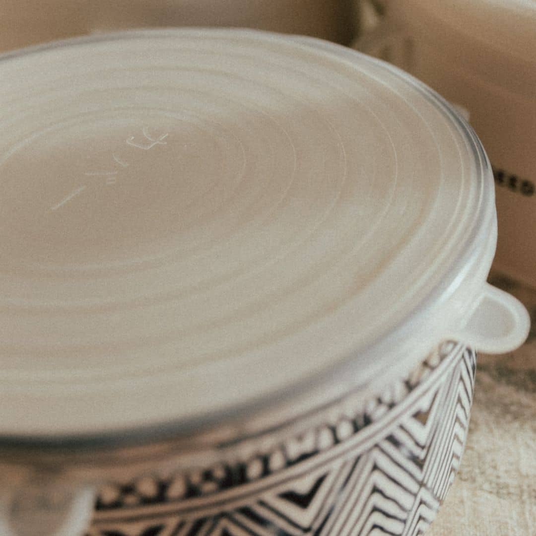 Us and The Earth – Großhandel Verpackung/Beutel zur Aufbewahrung von Lebensmitteln – Wiederverwendbare Silikondeckel in Lebensmittelqualität: Set mit 7 dehnbaren Abdeckungen5