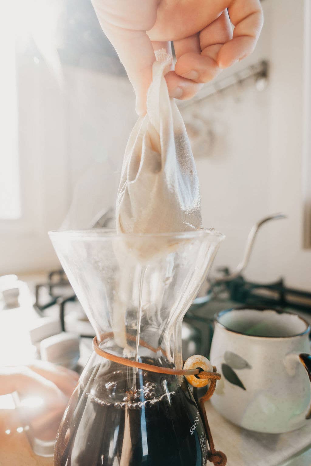 The Conscious Cloth – Engroshandel Kaffefilter – Økologisk bomuld genanvendeligt kaffefilter - hæld over kaffe3