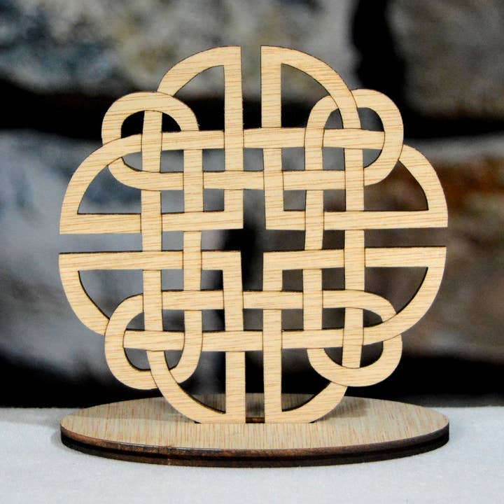 Celtic Dara Knot, Irish decoration for wholesale by Tawny Barn